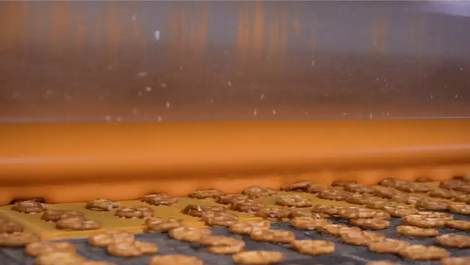 Enrobing Pretzels