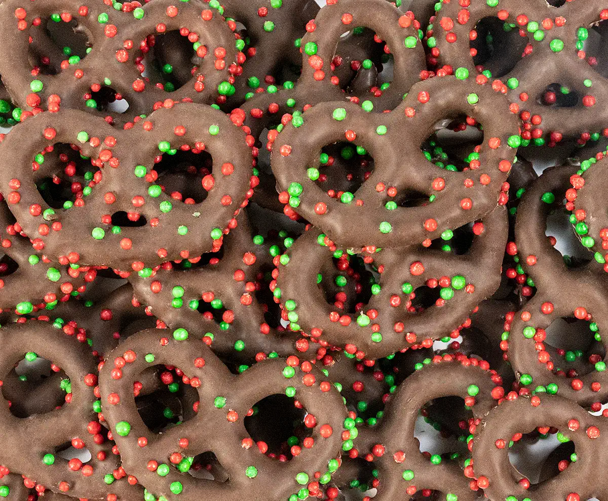 CHOCOLATE PRETZELS W/ RED & GREEN NON PARIELS
