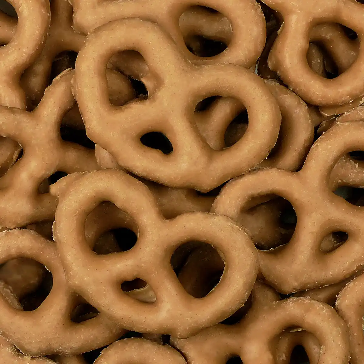 PEANUT BUTTER PRETZELS